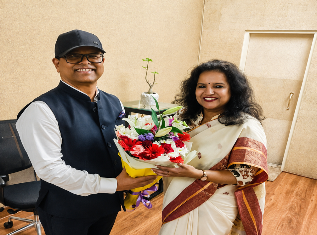Susanta Kumar Purohit Takes Charge as Paradip Port Authority Chairperson verson2